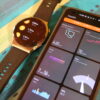 Lo smartwatch collegato all'app tramite Bluetooth