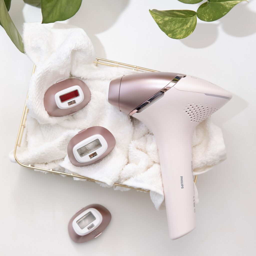 L'epilatore Philips Lumea IPL S9900